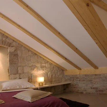 Vanjaka 3* Trogir