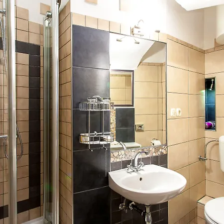 Vanjaka Bed & Breakfast 3*