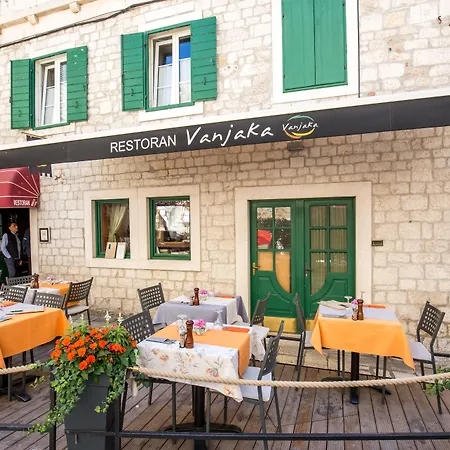 住宿加早餐酒店 Vanjaka 3*