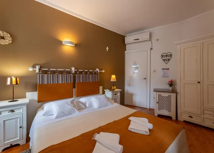 Vanjaka Nocleg ze śniadaniem 3*