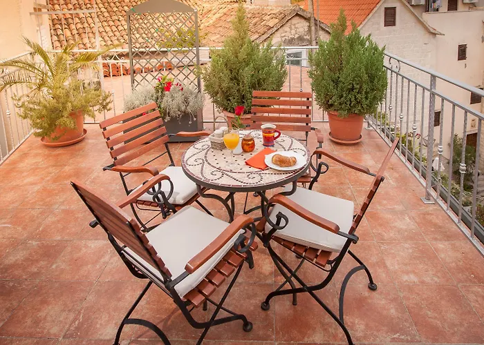 Vanjaka Nocleg ze śniadaniem