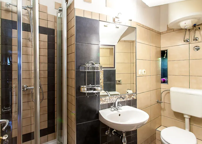 Vanjaka فندق مبيت وإفطار 3*