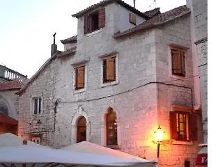 Vanjaka 3* Trogir