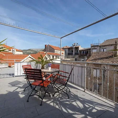 ベッド・アンド・ブレックファスト Vanjaka 3*